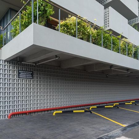 Sans Hotel Rg Living Jogja By Reddoorz Pakualaman Εξωτερικό φωτογραφία