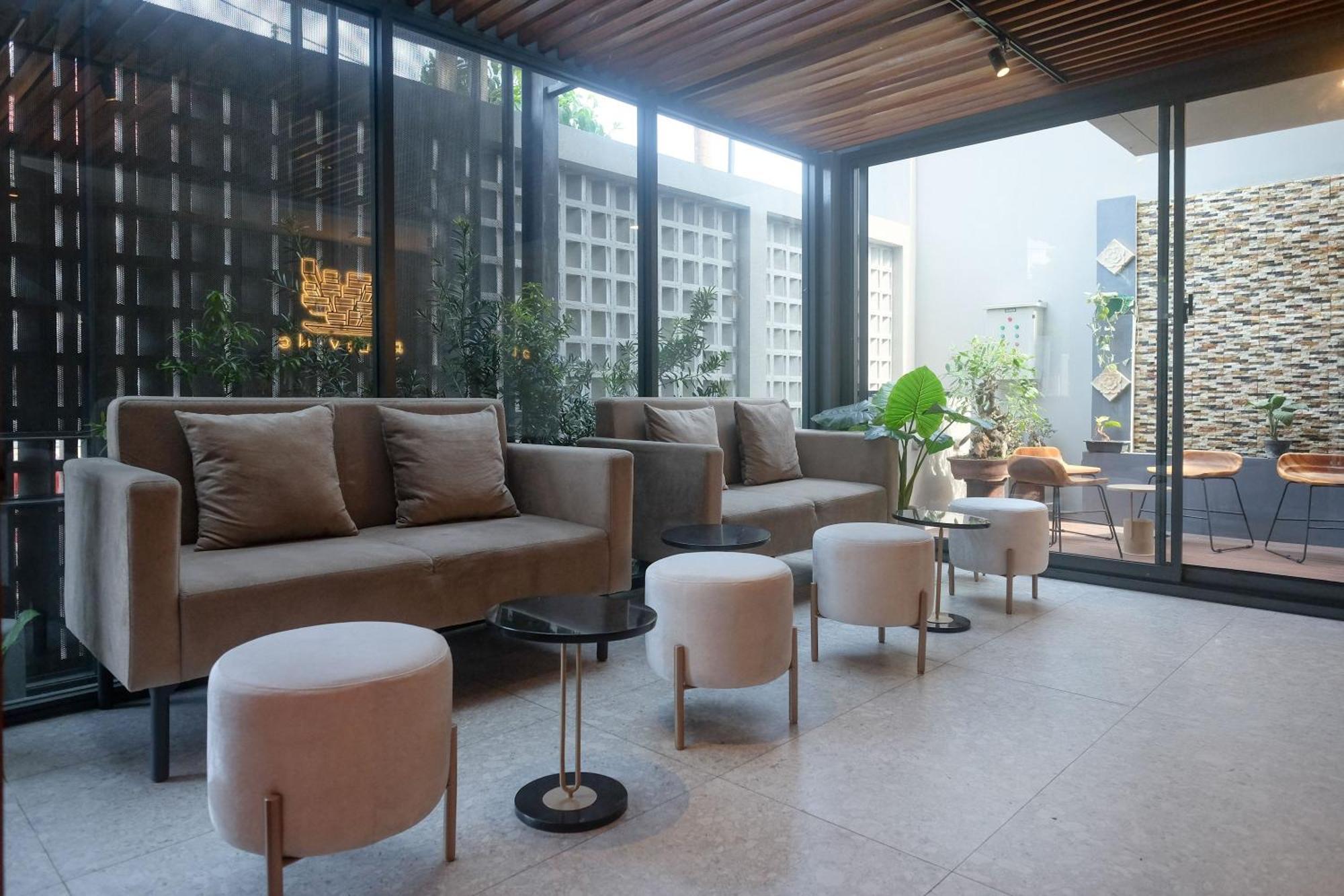 Sans Hotel Rg Living Jogja By Reddoorz Pakualaman Εξωτερικό φωτογραφία