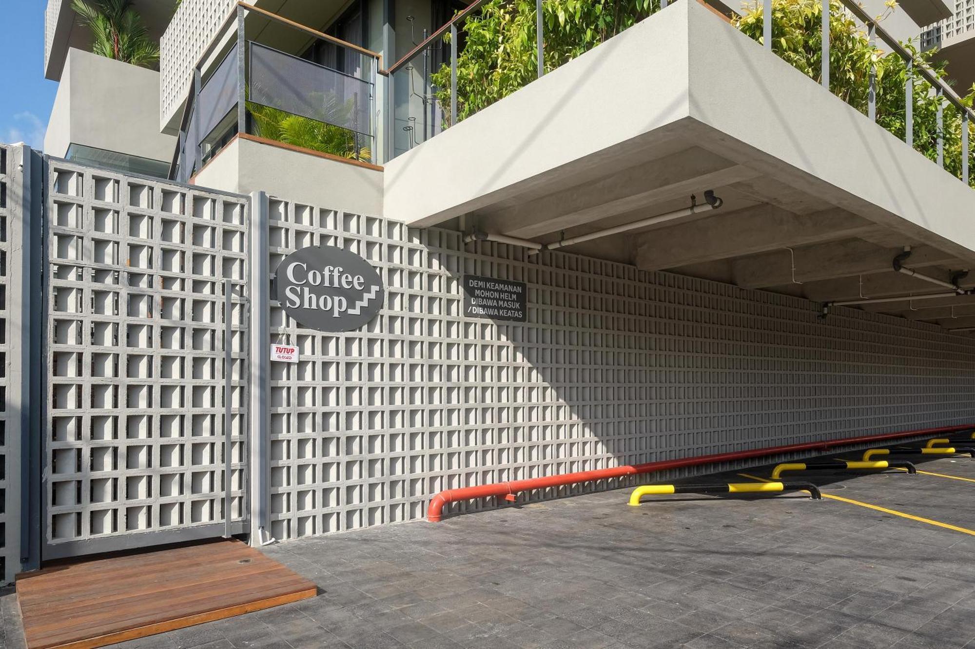 Sans Hotel Rg Living Jogja By Reddoorz Pakualaman Εξωτερικό φωτογραφία
