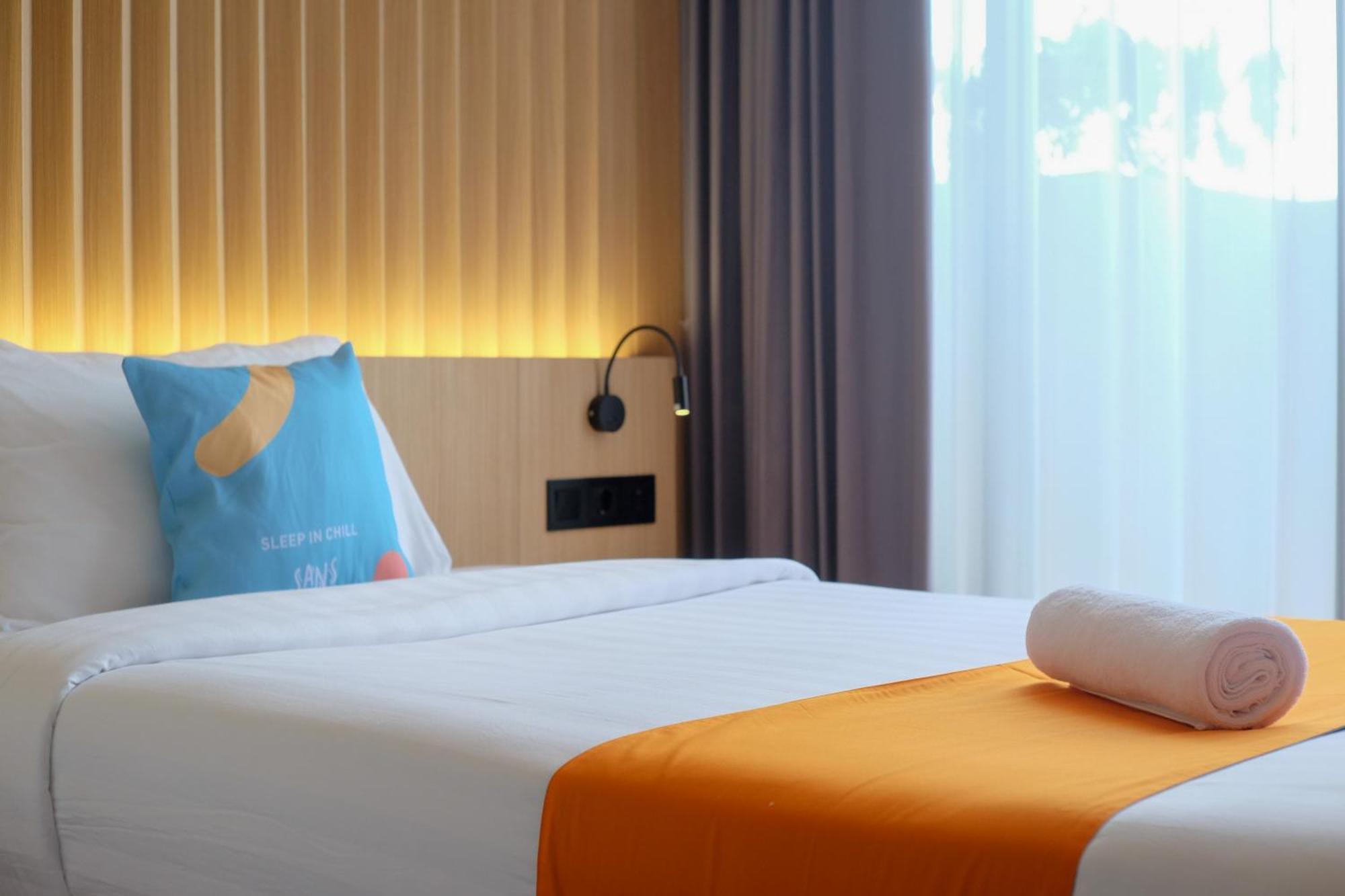 Sans Hotel Rg Living Jogja By Reddoorz Pakualaman Εξωτερικό φωτογραφία