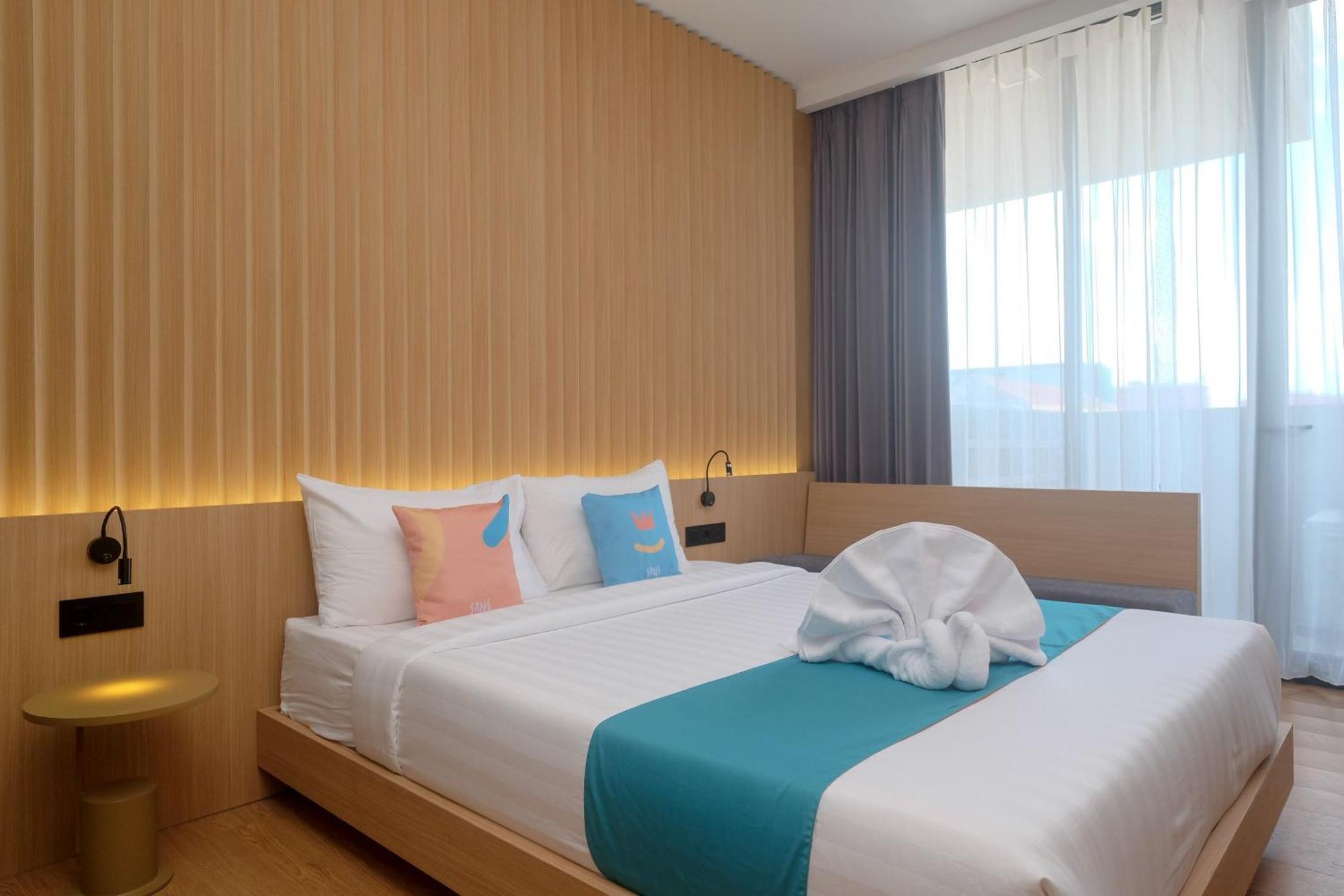 Sans Hotel Rg Living Jogja By Reddoorz Pakualaman Εξωτερικό φωτογραφία